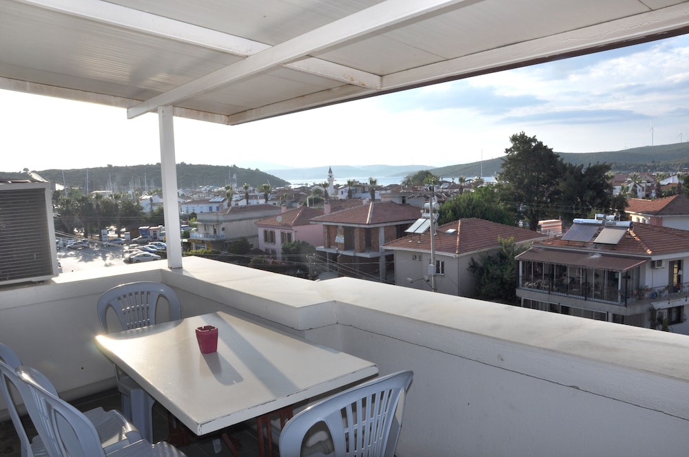 neoss boutique hotel