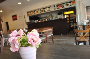 neoss boutique hotel
