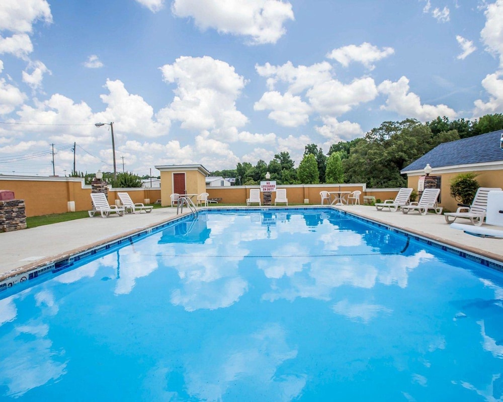 quality inn greenwood hwy 25