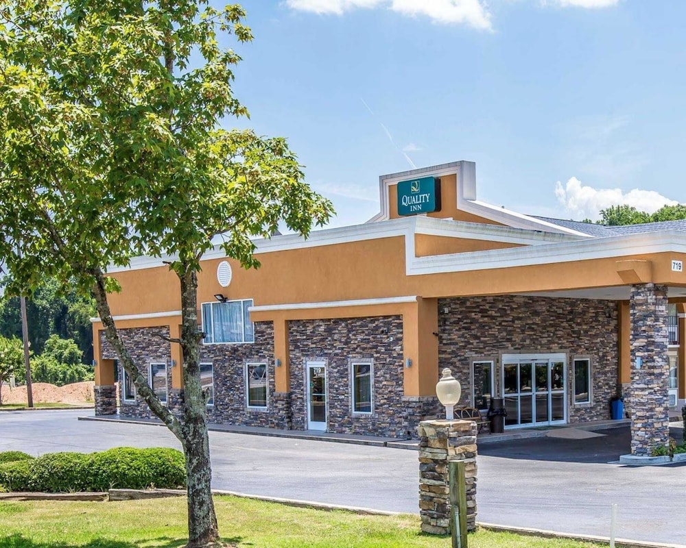 quality inn greenwood hwy 25