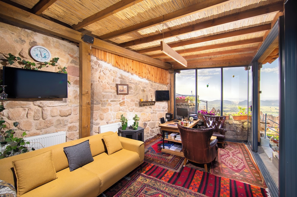 the rupestral house hotel