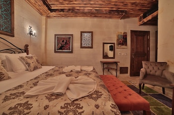 caravanserai inn hotel