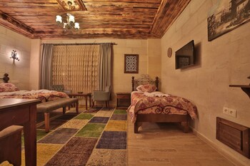 caravanserai inn hotel