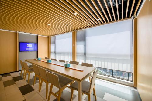 holiday inn express foshan chancheng an ihg hotel