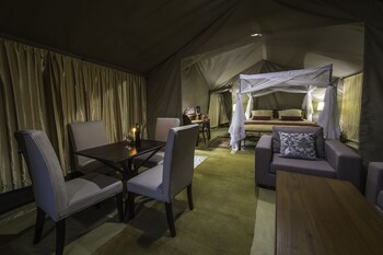 serengeti river camp