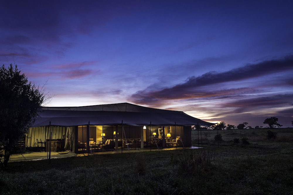 serengeti river camp