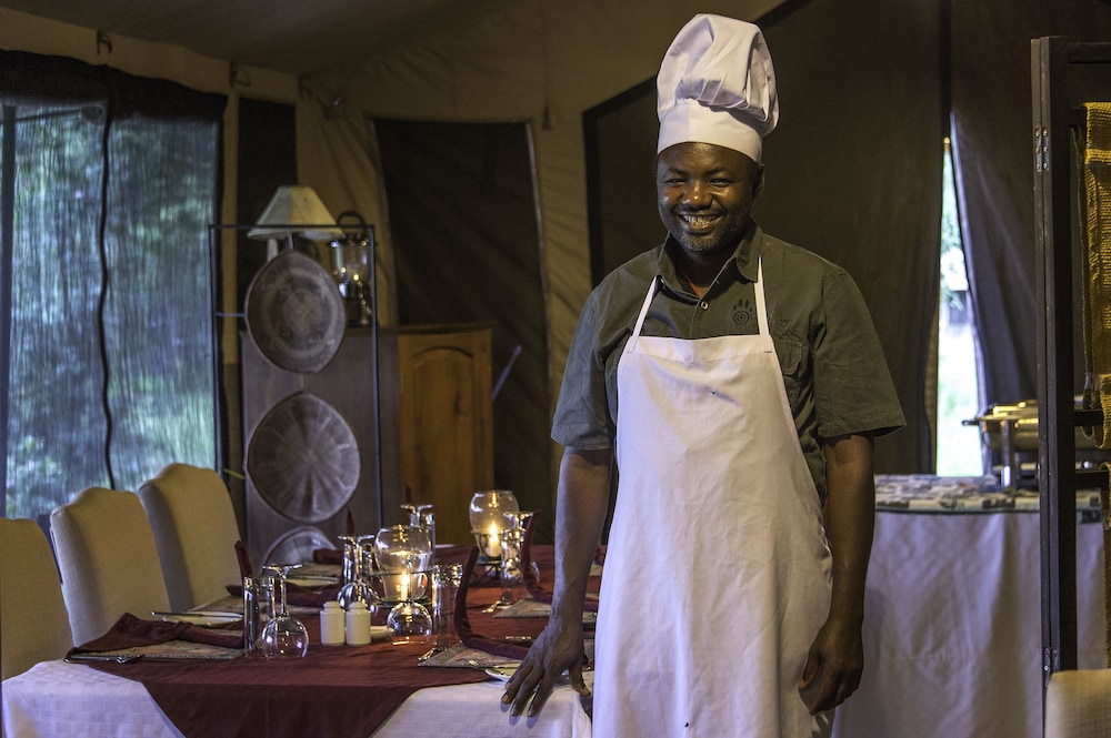 serengeti river camp