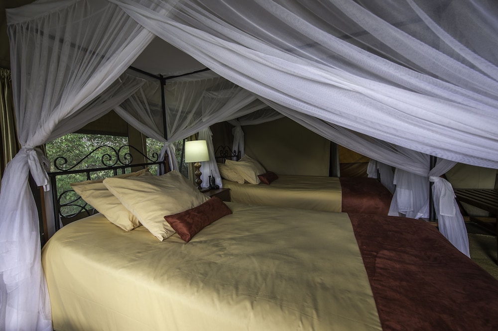 serengeti river camp