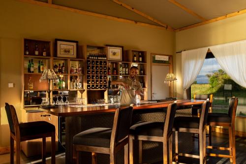 serengeti river camp