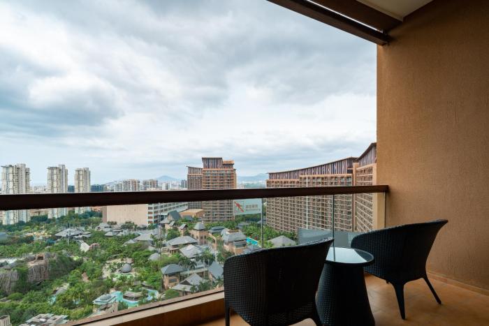 mangrove tree resort world sanya bay queen palm towers