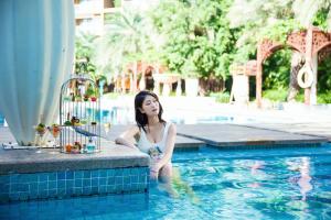 mangrove tree resort world sanya bay queen palm towers