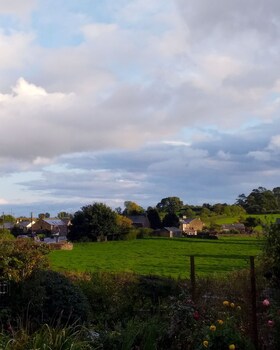 The White House Guest House,Cumbria>>Clifton,4 star