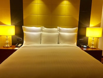 the sandalwood beijing marriott executive apartments