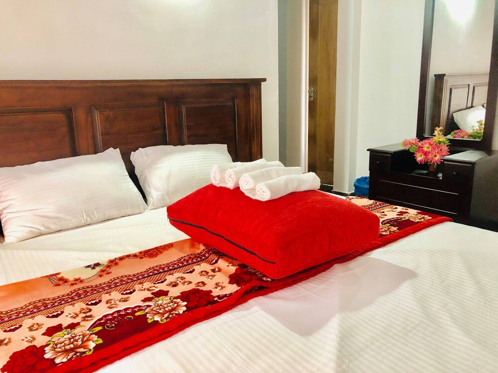 family ties guest inn