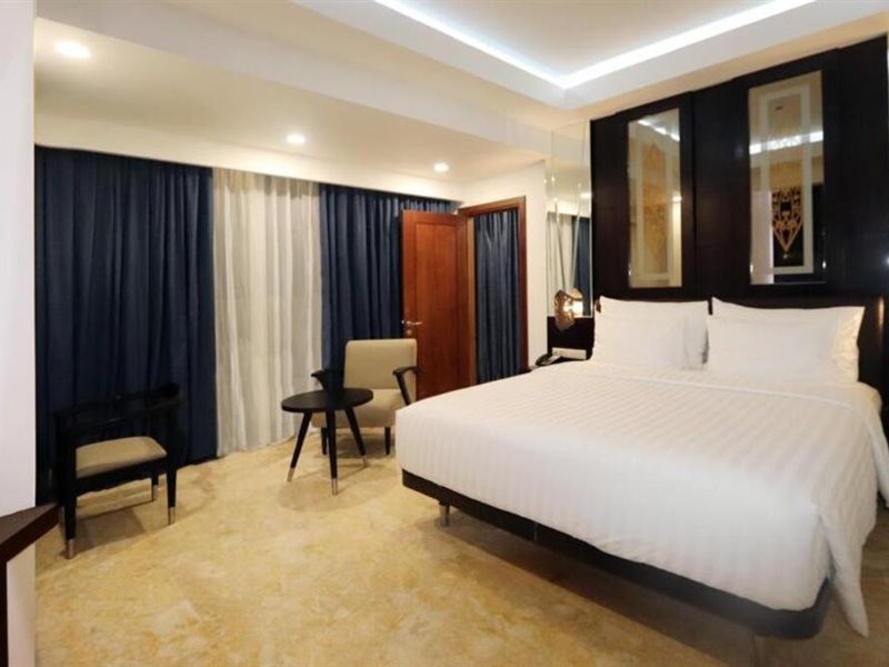 m bahalap hotel palangka raya