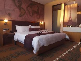 james joyce coffetel qingdao jiaodong international airport jiaodong metro station