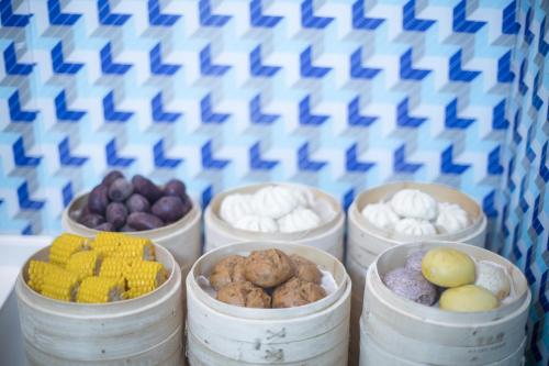 holiday inn express shanghai jiading center an ihg hotel