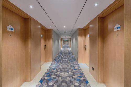 holiday inn express shanghai jiading center an ihg hotel