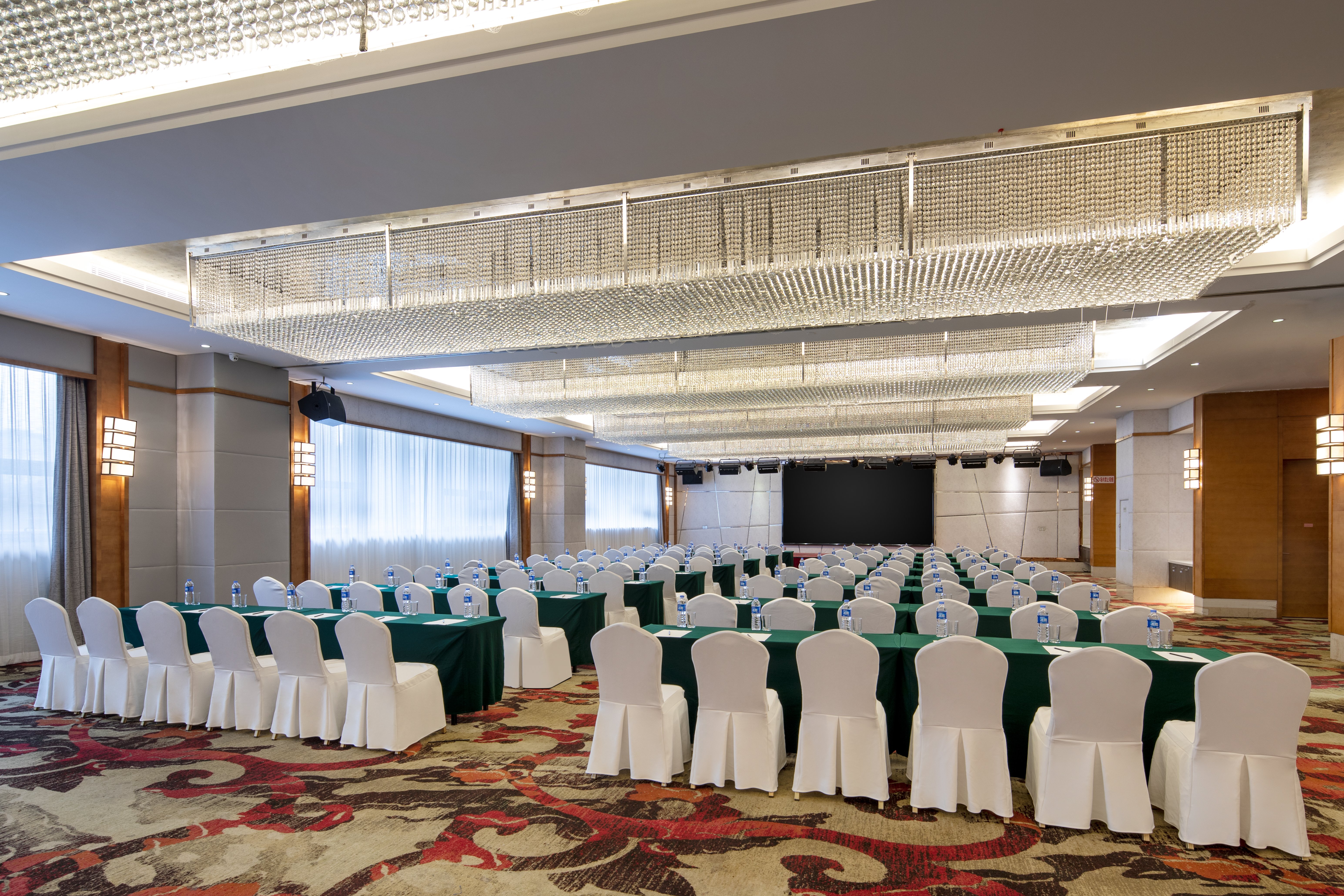 holiday inn ningde dijing