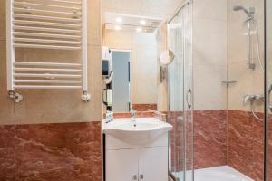 best western plus celebrity suites