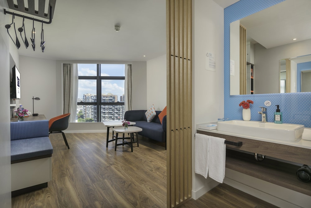 holiday inn express hangzhou jiuzhou an ihg hotel