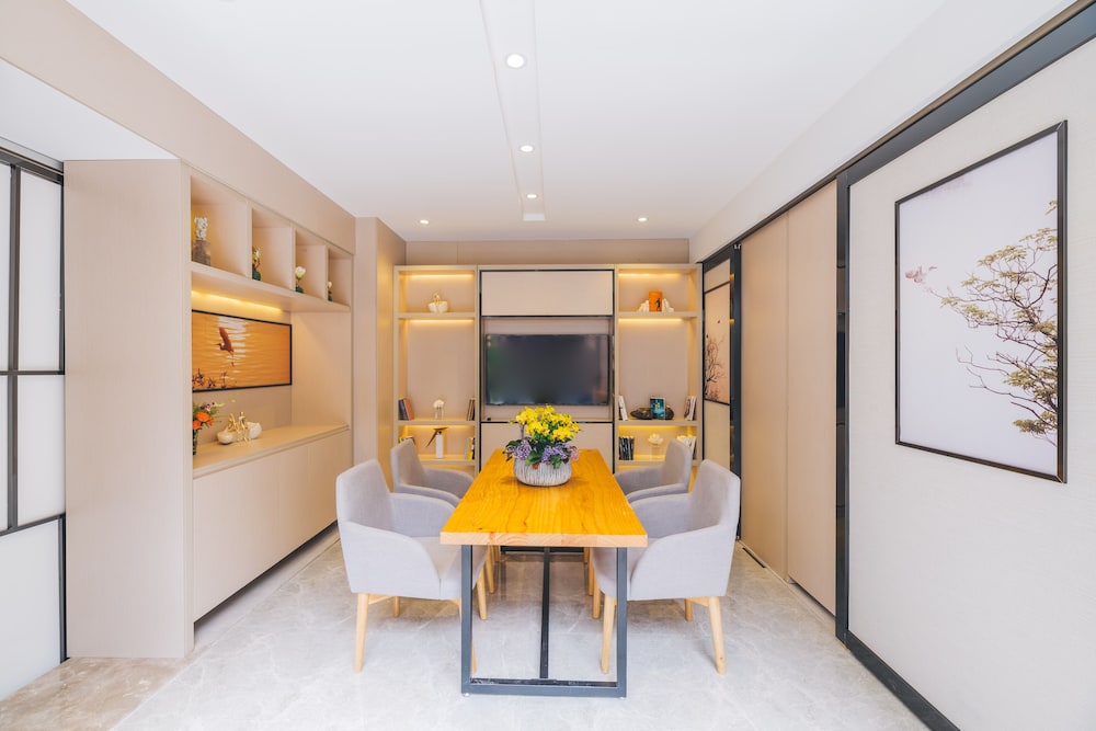 atour hotel baimaiquan jinan shuangshan street