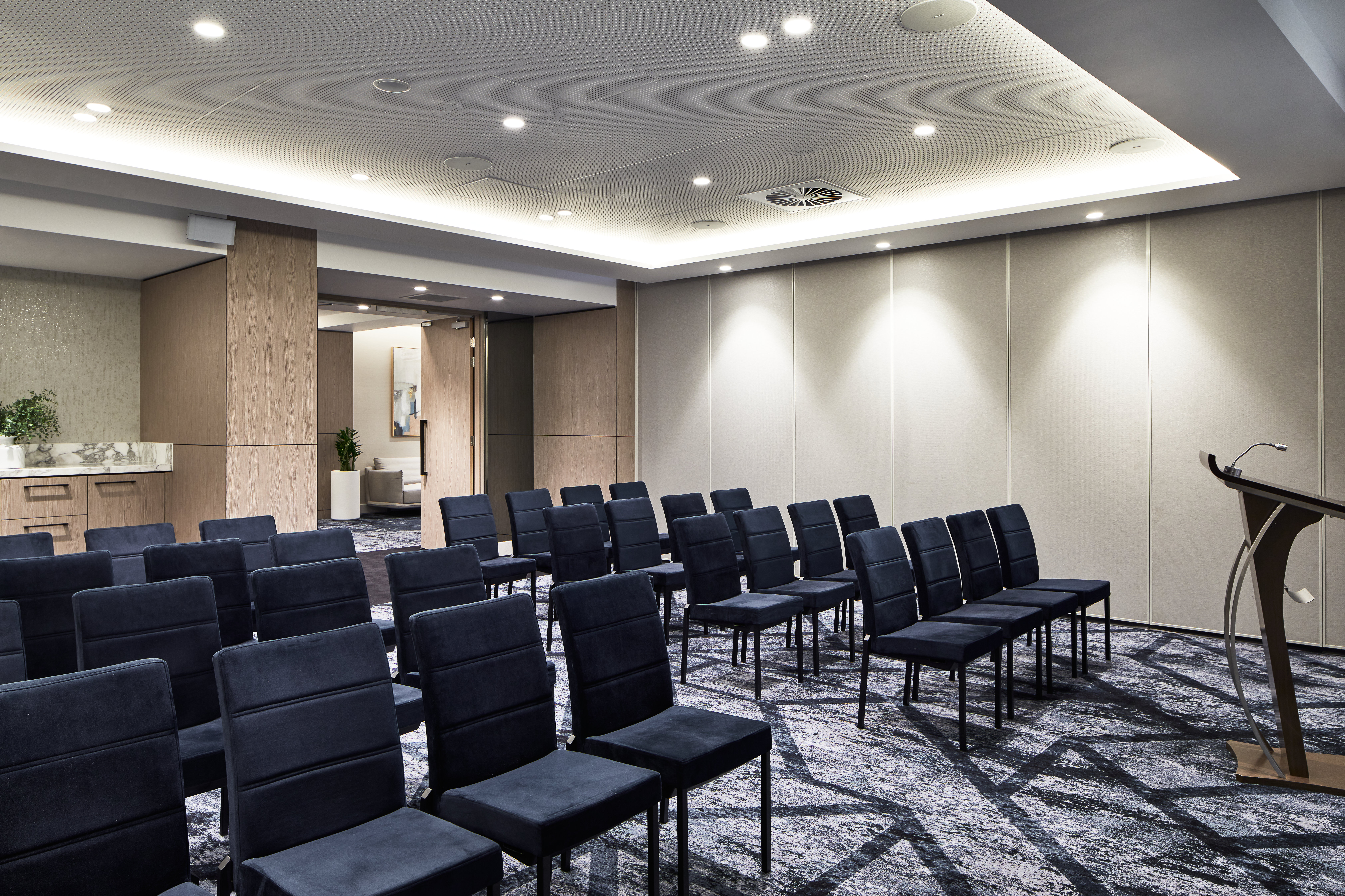 crowne plaza sydney darling harbour an ihg hotel
