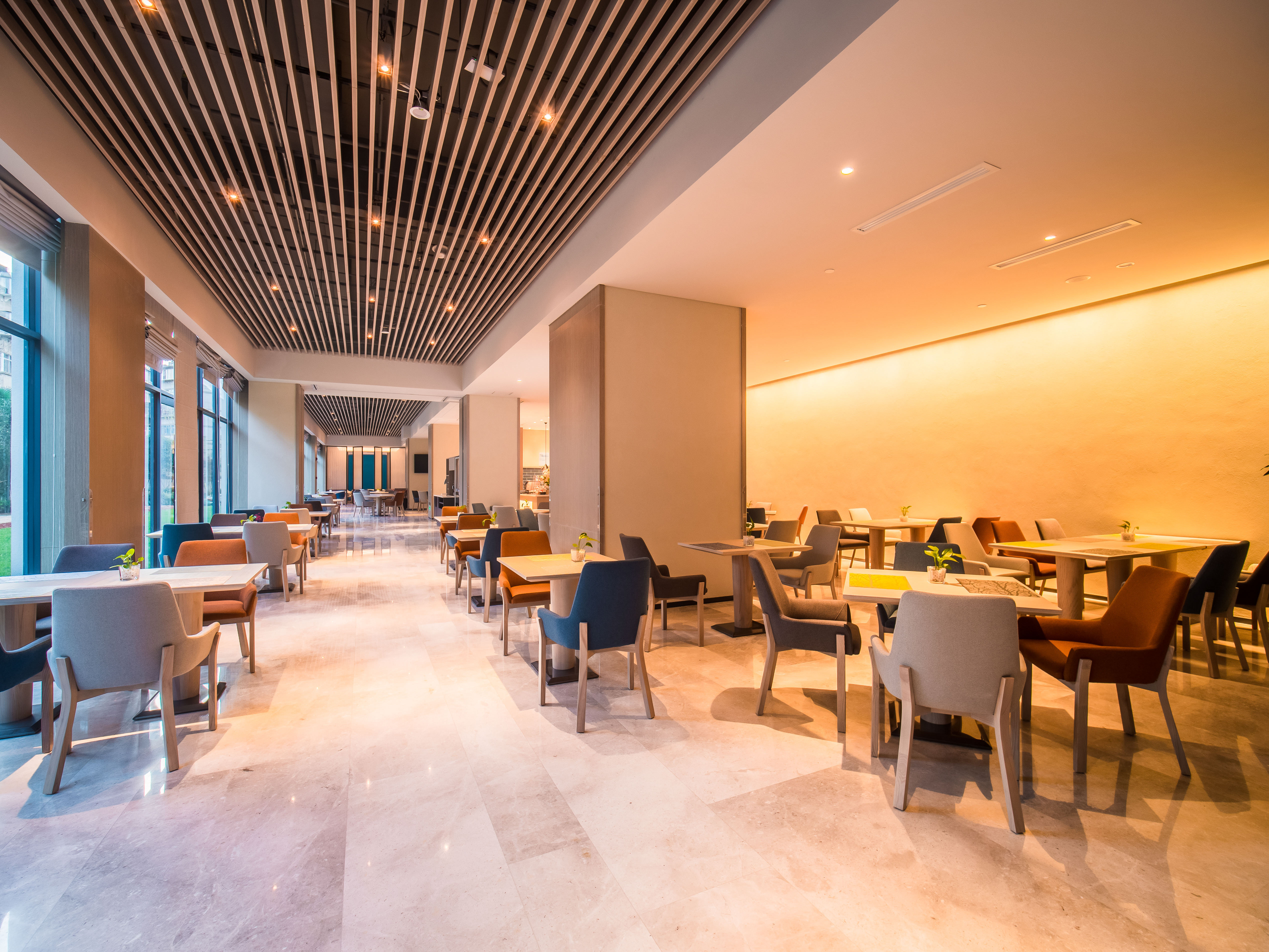 holiday inn express kunming west an ihg hotel