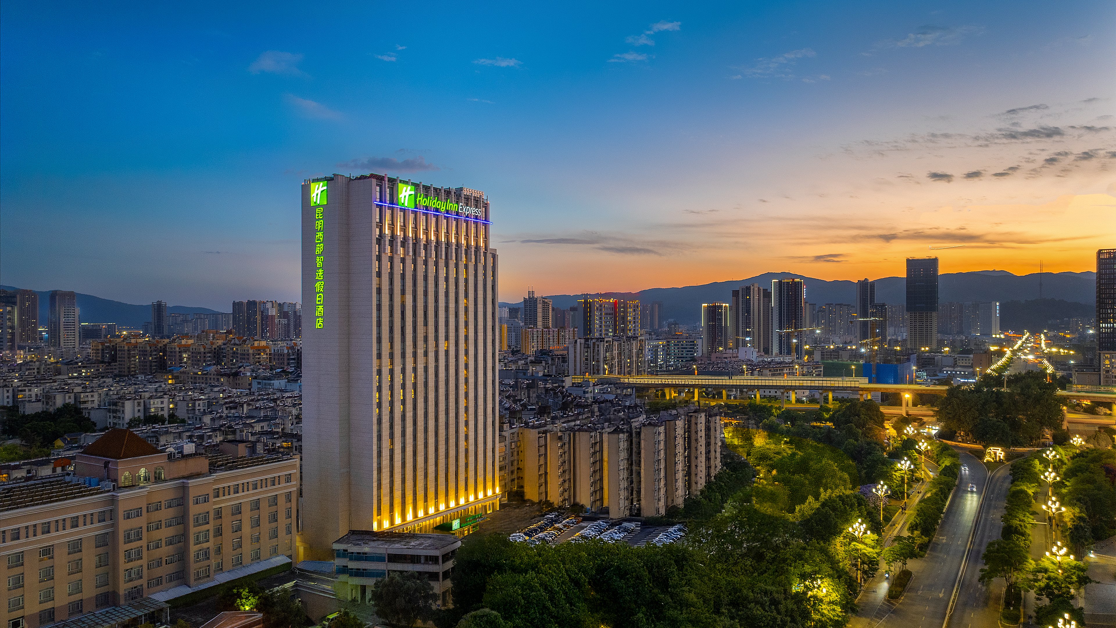 holiday inn express kunming west an ihg hotel