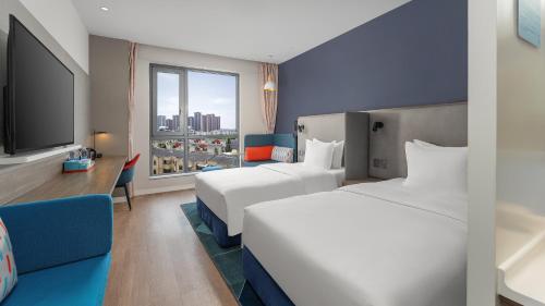 holiday inn express kunming west an ihg hotel