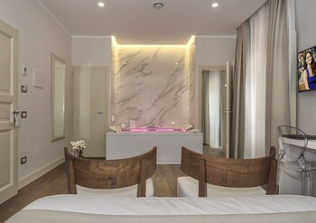 palazzo cini luxury rooms in pisa