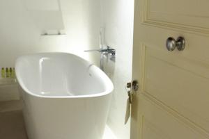 palazzo cini luxury rooms in pisa