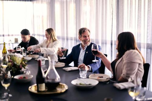 midnight hotel autograph collection
