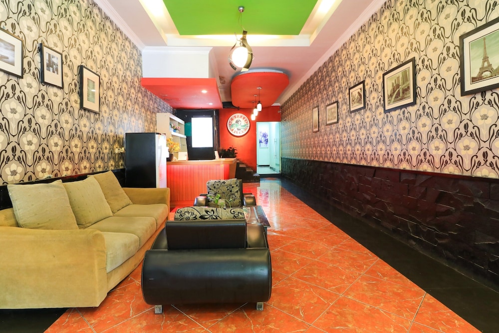 labuana homestay and cafe garden