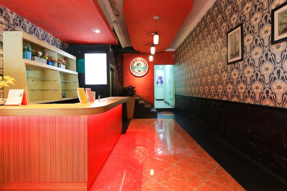 labuana homestay and cafe garden