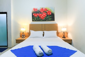 labuana homestay and cafe garden