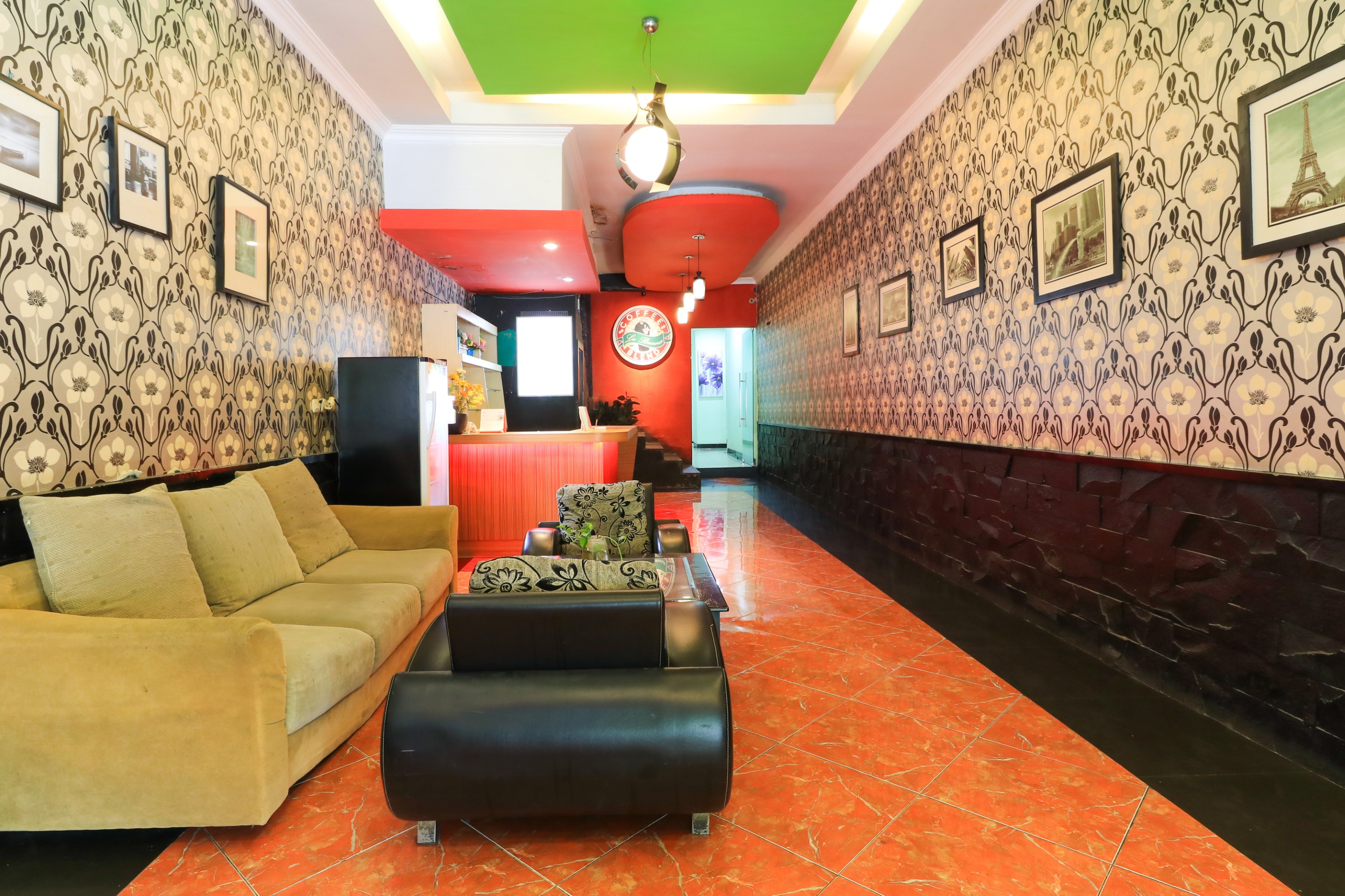 labuana homestay and cafe garden