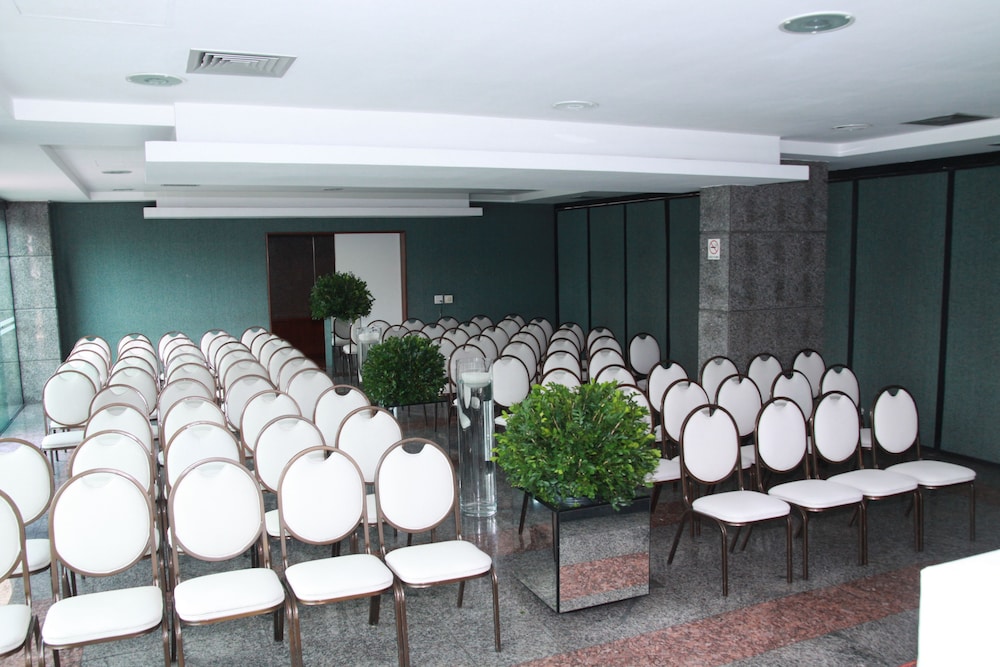 hotel boulevard plaza