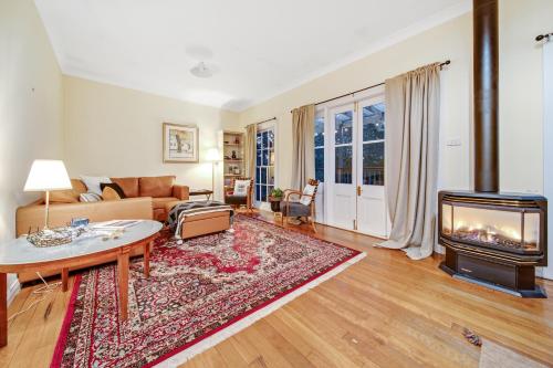 whispering pines cottages