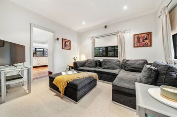 whispering pines cottages