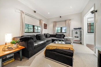 whispering pines cottages