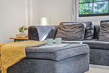 whispering pines cottages