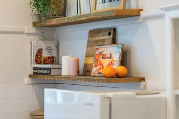 whispering pines cottages