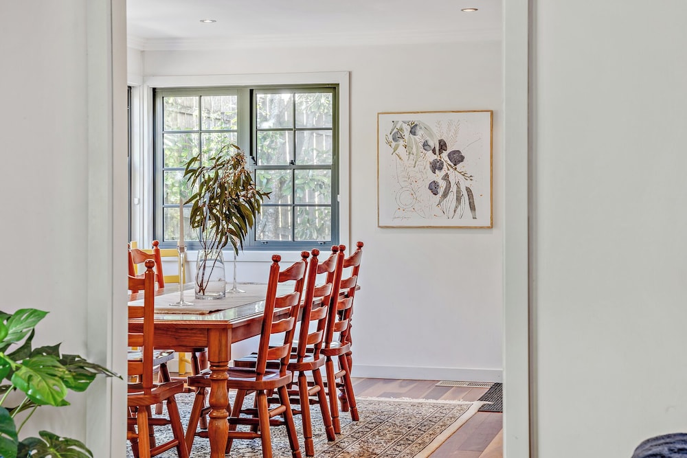 whispering pines cottages