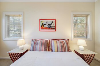 whispering pines cottages