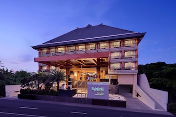 fairfield by marriott bali kuta sunset road