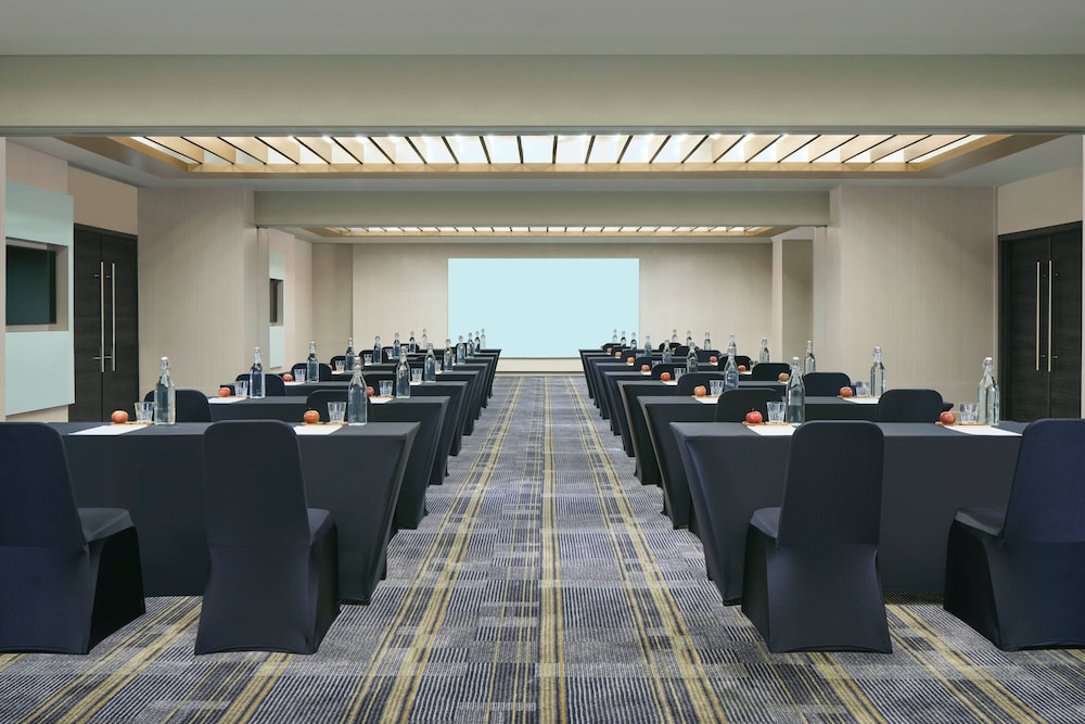 fairfield by marriott bali kuta sunset road