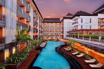 fairfield by marriott bali kuta sunset road