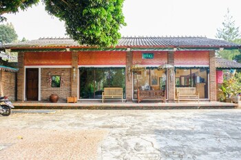 reddoorz near stab syailendra kopeng