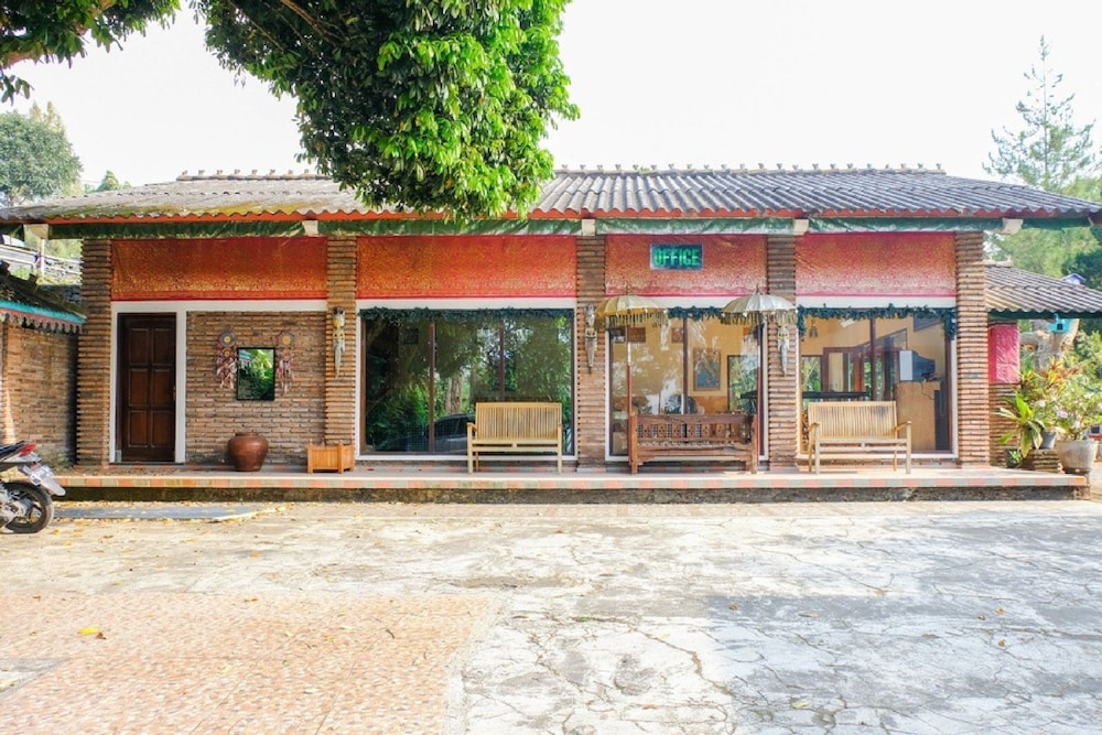 reddoorz near stab syailendra kopeng